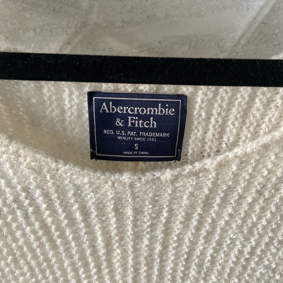 Abercrombie & Fitch Boatneck Dolman Sweater - Picture 3 of 4